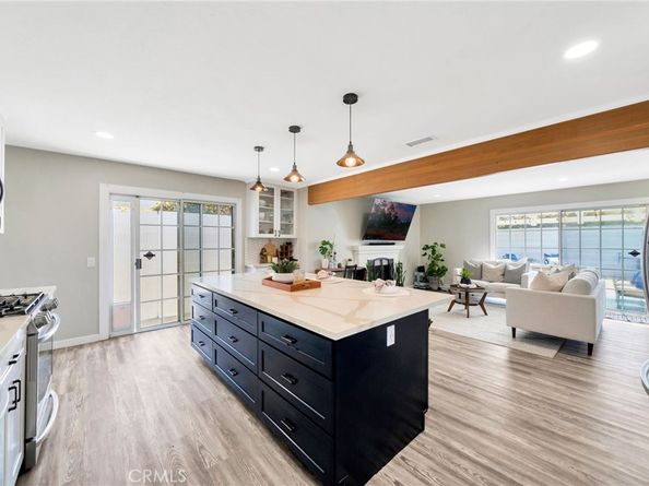 587 Traverse Drive, Costa Mesa CA 92626
