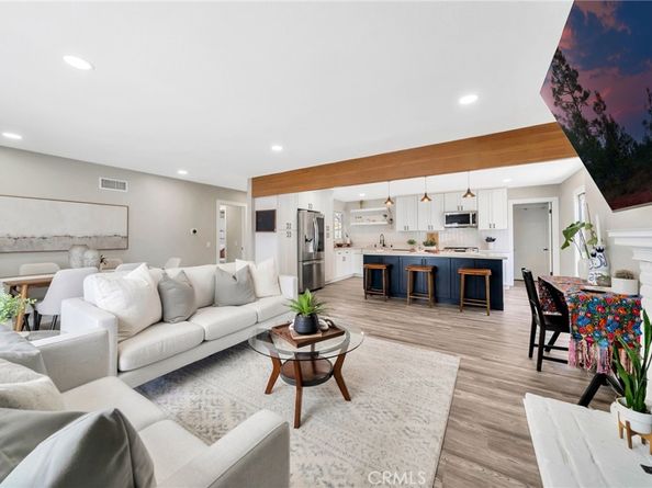 587 Traverse Drive, Costa Mesa CA 92626