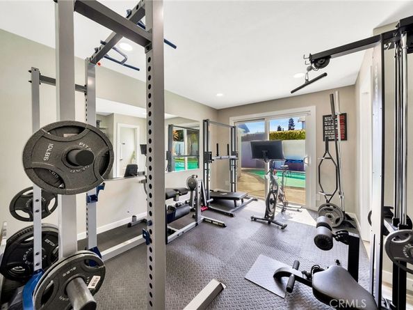 587 Traverse Drive, Costa Mesa CA 92626