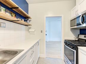 932 E 2nd Street 27, Long Beach CA 90802