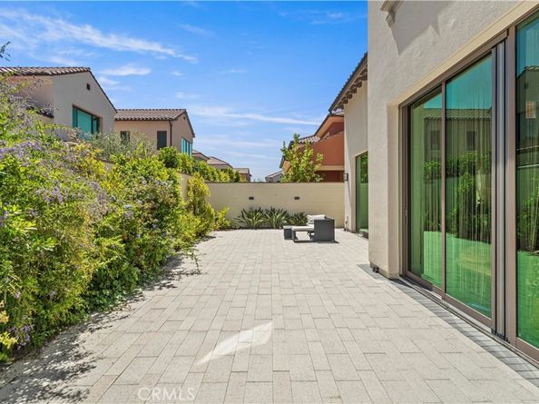 112 Green Rdg, Irvine CA 92602