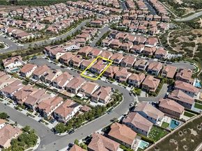 112 Green Rdg, Irvine CA 92602