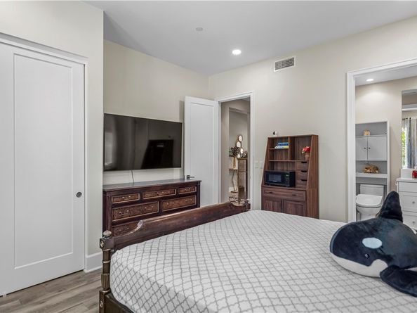 112 Green Rdg, Irvine CA 92602