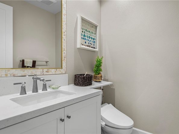 112 Green Rdg, Irvine CA 92602