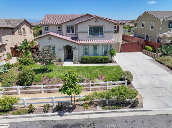 5572 Thoroughbred Street, Oceanside CA 92057