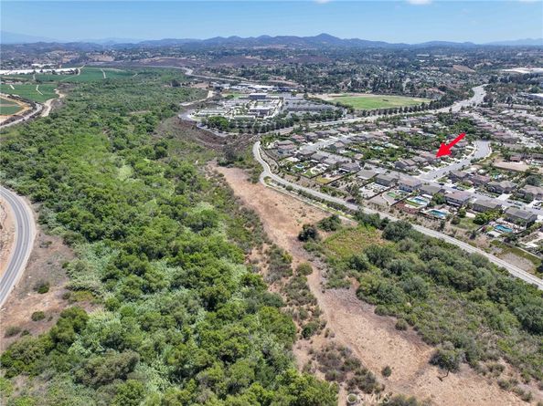 5572 Thoroughbred Street, Oceanside CA 92057
