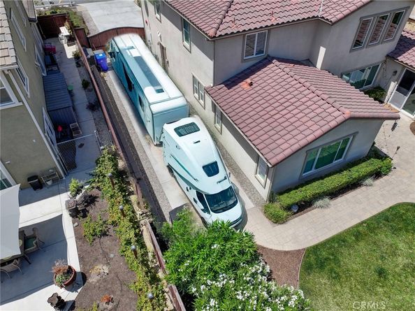 5572 Thoroughbred Street, Oceanside CA 92057