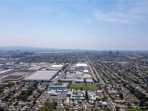 1808 S Van Ness Avenue, Santa Ana CA 92707