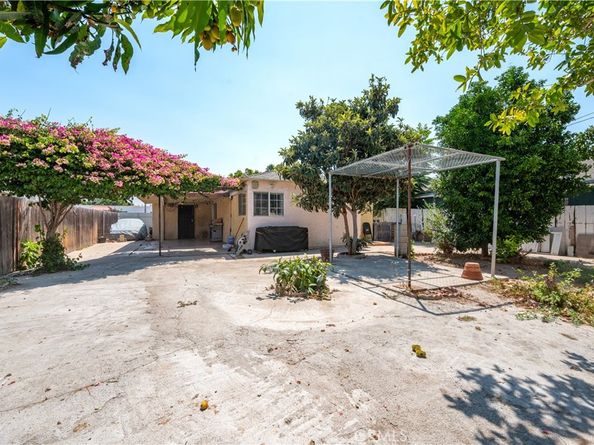 1808 S Van Ness Avenue, Santa Ana CA 92707