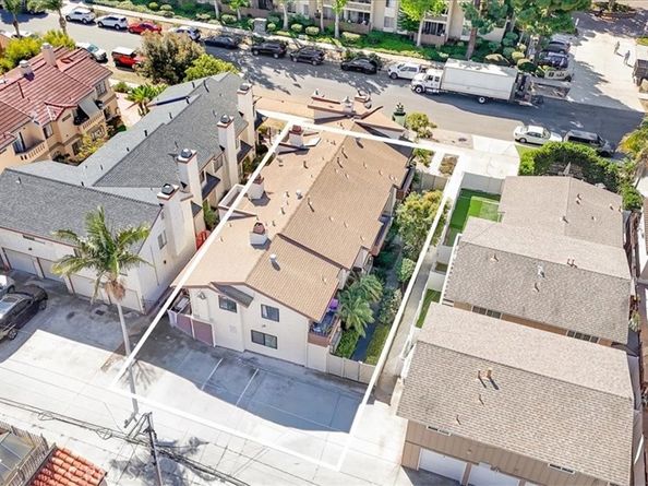 1828 Diamond Street 3, San Diego CA 92109