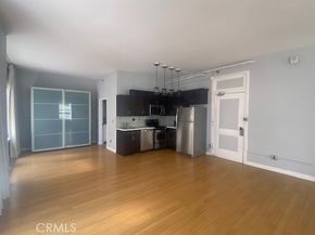 215 W 7th Street 902, Los Angeles CA 90014