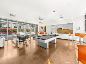 645 W 9th Street 303, Los Angeles CA 90015