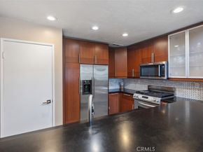 81 Cloudcrest, Aliso Viejo CA 92656
