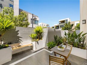 106 Aspect, Irvine CA 92618