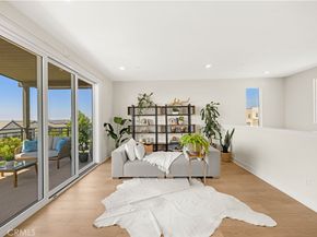 106 Aspect, Irvine CA 92618