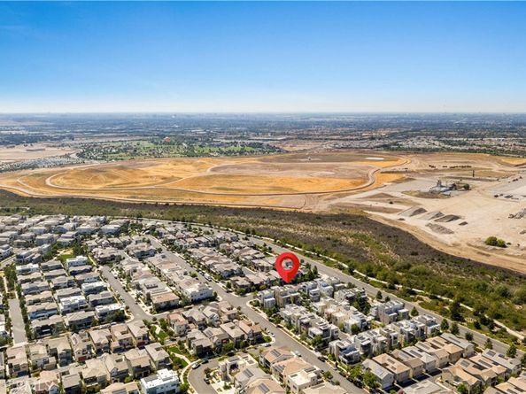 106 Aspect, Irvine CA 92618