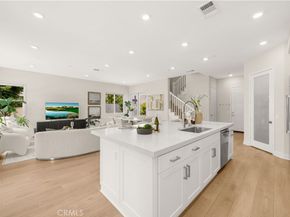 106 Aspect, Irvine CA 92618