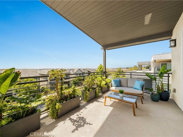 106 Aspect, Irvine CA 92618