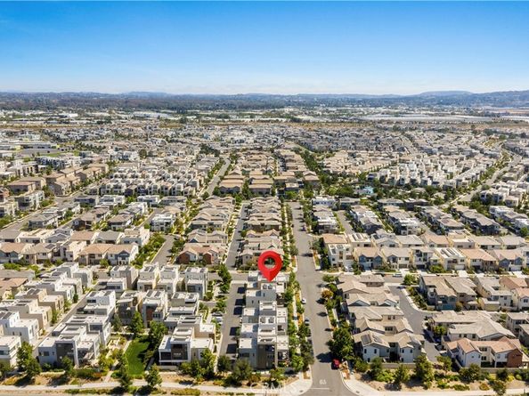 106 Aspect, Irvine CA 92618