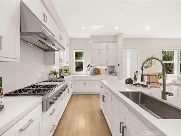 106 Aspect, Irvine CA 92618