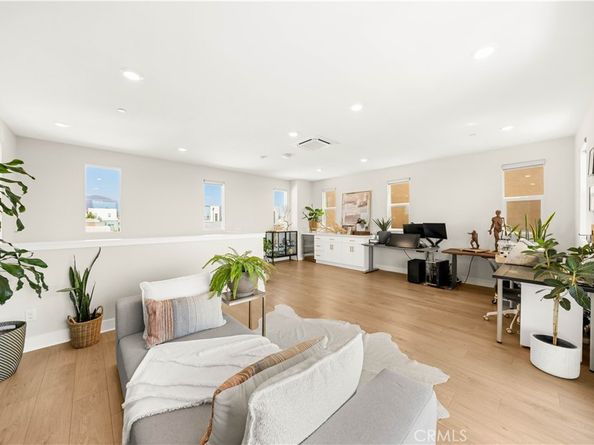 106 Aspect, Irvine CA 92618