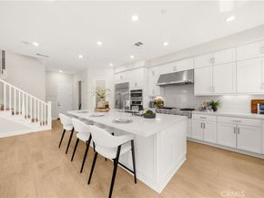 106 Aspect, Irvine CA 92618