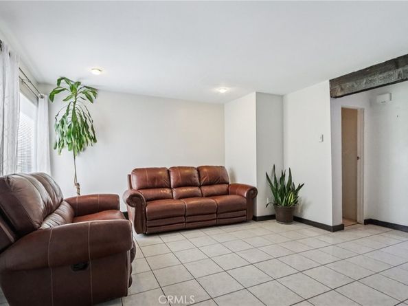 561 W Alton Avenue 39, Santa Ana CA 92707