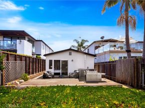 1596 Del Mar Avenue, Laguna Beach CA 92651