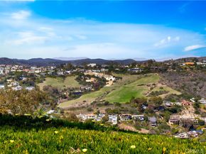 1596 Del Mar Avenue, Laguna Beach CA 92651