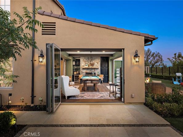 137 Sunset, Irvine CA 92602