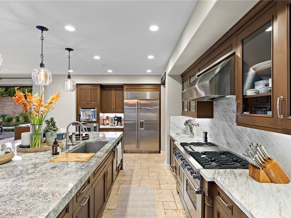 137 Sunset, Irvine CA 92602