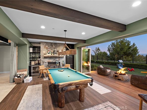 137 Sunset, Irvine CA 92602