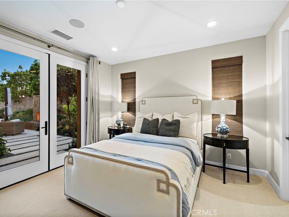 137 Sunset, Irvine CA 92602