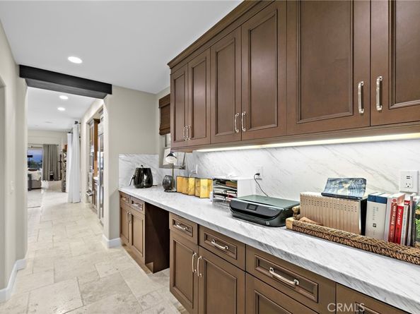 137 Sunset, Irvine CA 92602