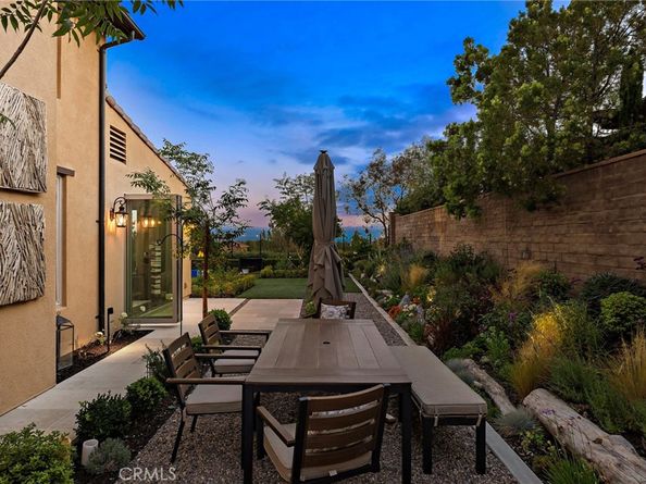 137 Sunset, Irvine CA 92602