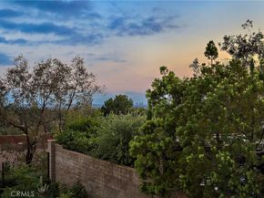 137 Sunset, Irvine CA 92602
