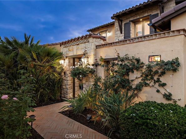 137 Sunset, Irvine CA 92602