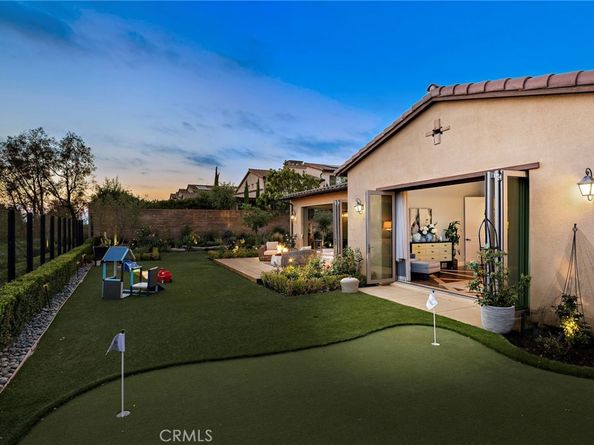 137 Sunset, Irvine CA 92602