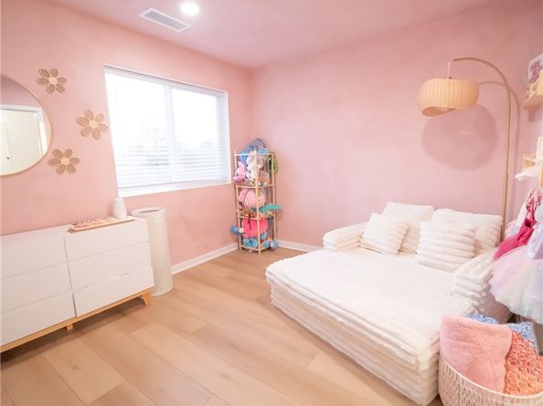 17952 Seaglass Drive, Huntington Beach CA 92647