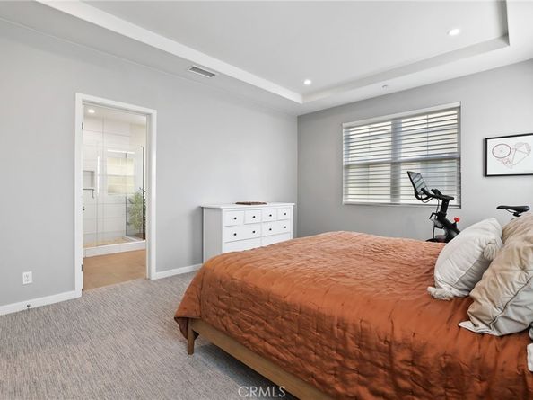 152 Newburry, Irvine CA 92618