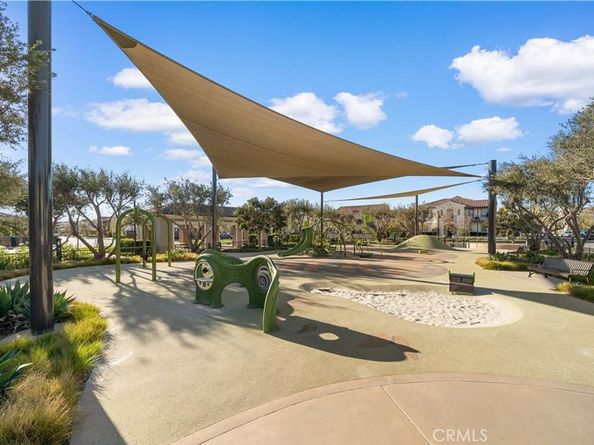 152 Newburry, Irvine CA 92618
