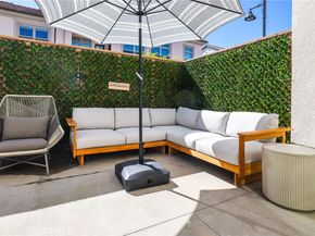 152 Newburry, Irvine CA 92618