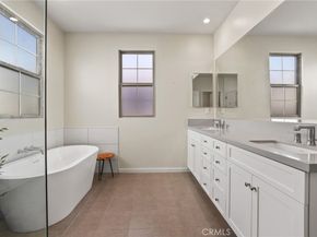 152 Newburry, Irvine CA 92618