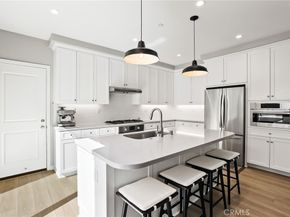 152 Newburry, Irvine CA 92618