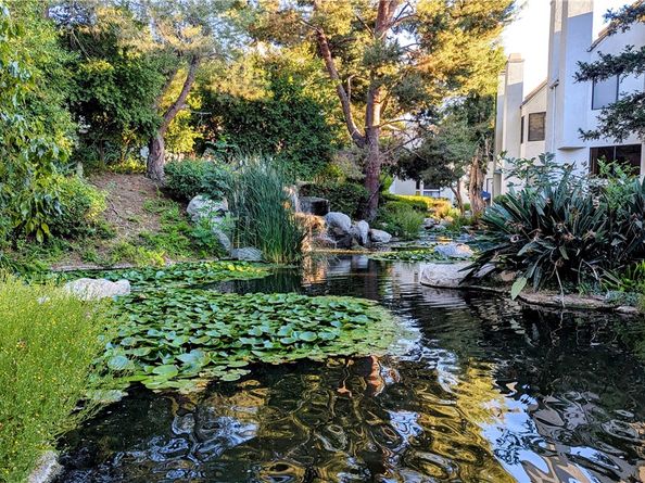 5846 E Creekside Avenue 32, Orange CA 92869