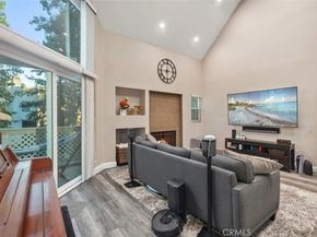 5846 E Creekside Avenue 32, Orange CA 92869