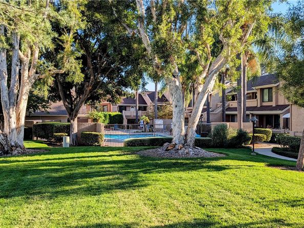 5846 E Creekside Avenue 32, Orange CA 92869
