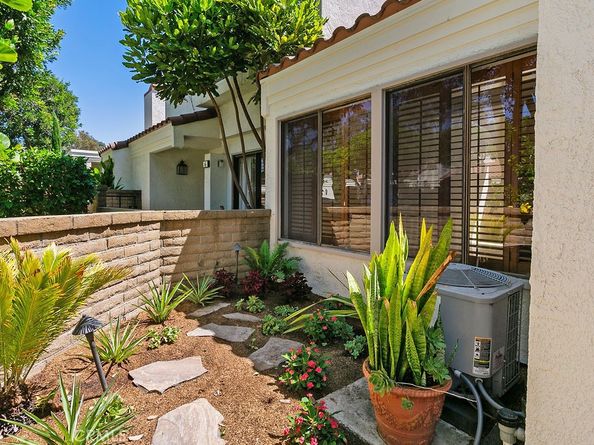 4 Navarre 126, Irvine CA 92612