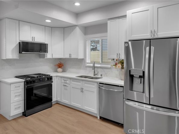 4032 Elsa Street, Lakewood CA 90712