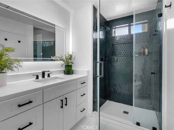 4032 Elsa Street, Lakewood CA 90712